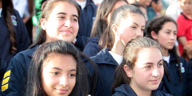 Cerca de $3.700 millones en buses escolares para disminuir la deserción











