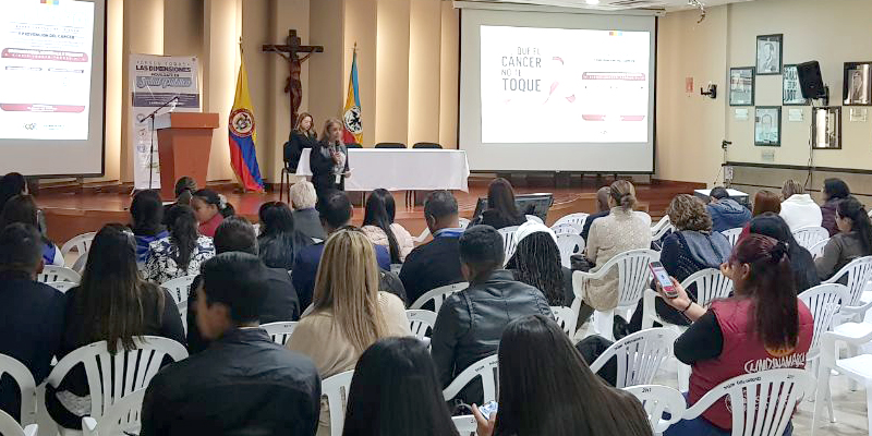 210 profesionales de la salud se capacitan en control y prevención del cáncer






















