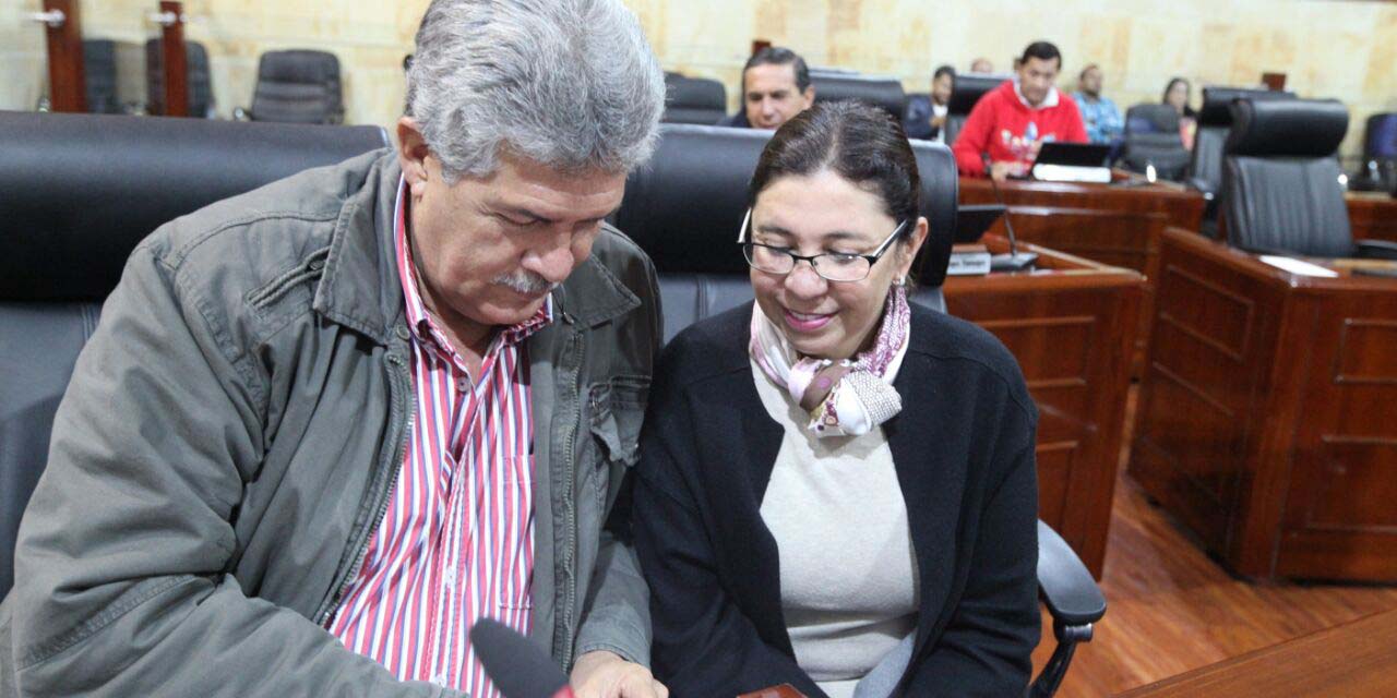 Más de $64.000 millones aprobó la Asamblea cundinamarquesa

















































































