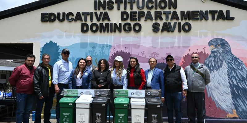 Comunidad educativa en Guasca se une en jornada de integración y embellecimiento