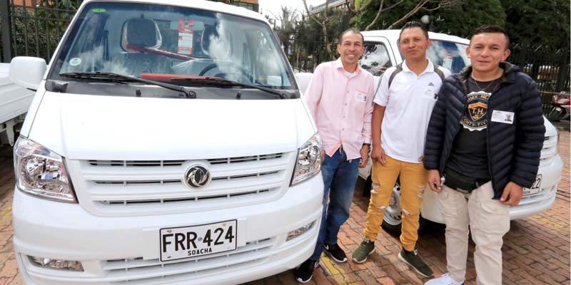 Avanza sustitución de vehículos de tracción animal para recicladores en Soacha


