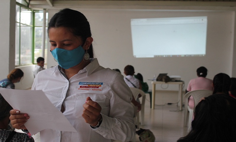 En Silvania, taller de emprendimiento y bienestar para las mujeres del municipio





