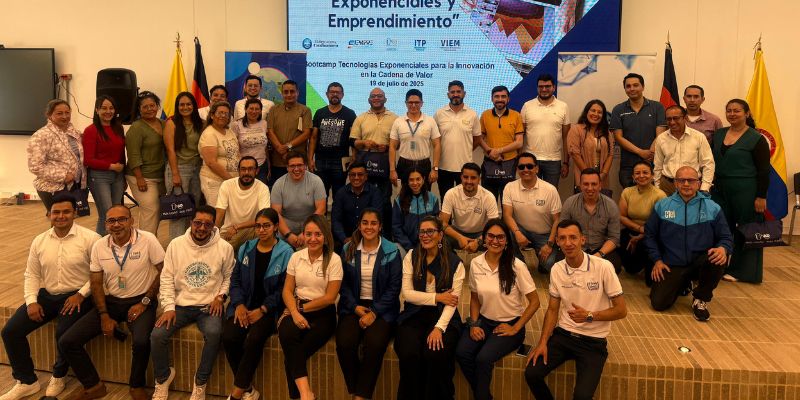 Cundinamarca forma más de 100 mentores en ciencia e innovación con el programa MENTI360