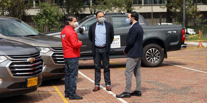 Gerencia Nacional del Coronavirus le entrega a Cundinamarca cinco vehículos para atención de la emergencia