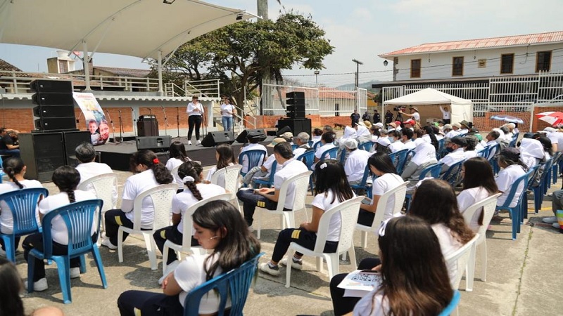 Desde Guayabal de Síquima, Cundinamarca abrió la programación de la Semana por la Paz


