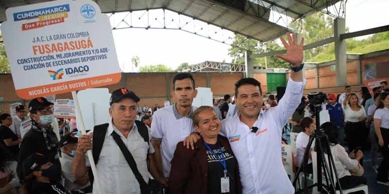 Firmatón de convenios solidarios por cerca de $4.150 millones para 83 JAC de Fusagasugá