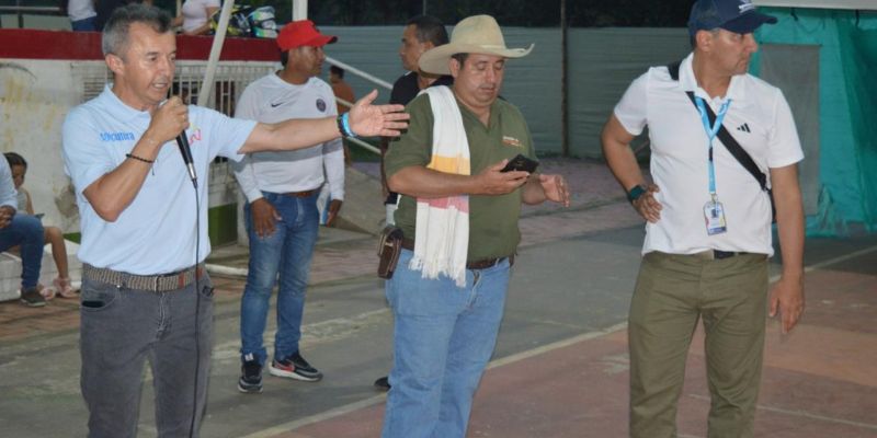 80 toneladas de alimento llegan a productores de Paratebueno afectados por el sismo



