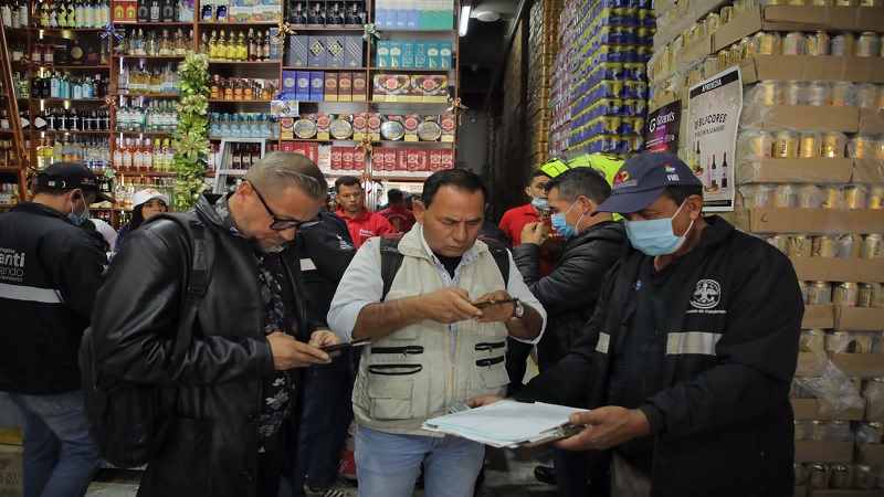 Mano dura a la venta de licor adulterado en Cundinamarca
