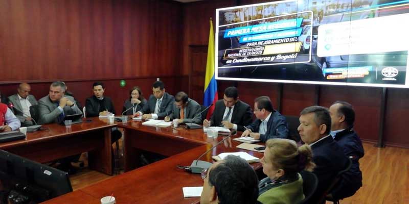 Mesa de trabajo para proponer al Gobierno Nacional mejoras al RUNT y nutrir el Plan de Desarrollo de Cundinamarca


