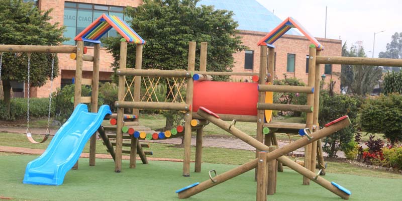 Parque infantil en la sede central de la Gobernación brinda tranquilidad a sus usuarios
