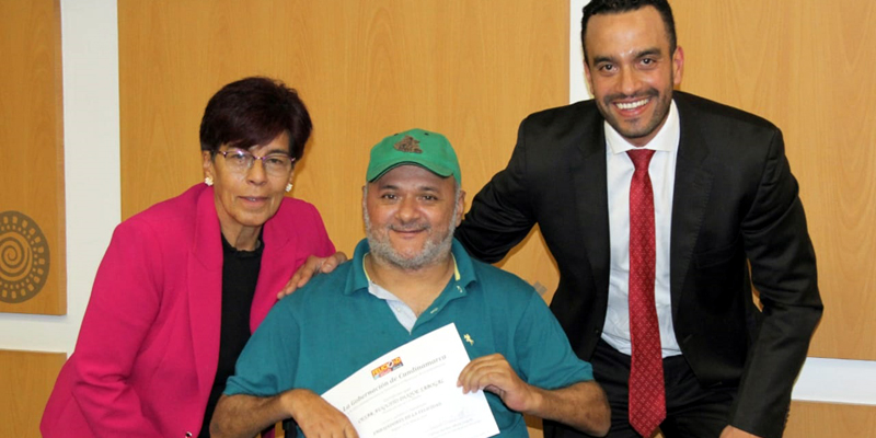 300 cundinamarqueses son ahora embajadores de la felicidad




























