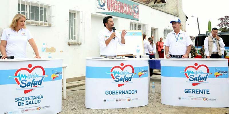 Gerentes de hospitales pasan al tablero





