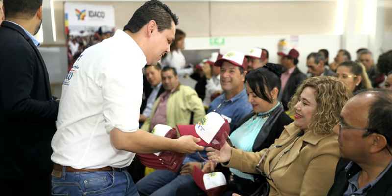 Más de $2.400 millones para obras de impacto social y comunitario
























