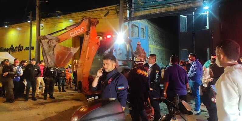 Cuerpos operativos de Cundinamarca y Bogotá controlaron explosión en fábrica de pólvora en Soacha
