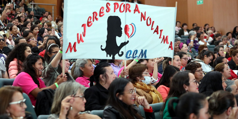 ‘Soñamos con un departamento defensor de los Derechos Humanos de las Mujeres y, con ustedes, lo hicimos realidad”: Jorge Rey