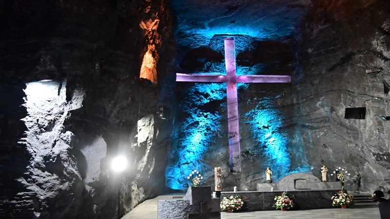 La Catedral de Sal de Zipaquirá, el segundo lugar culto más impresionante del mundo