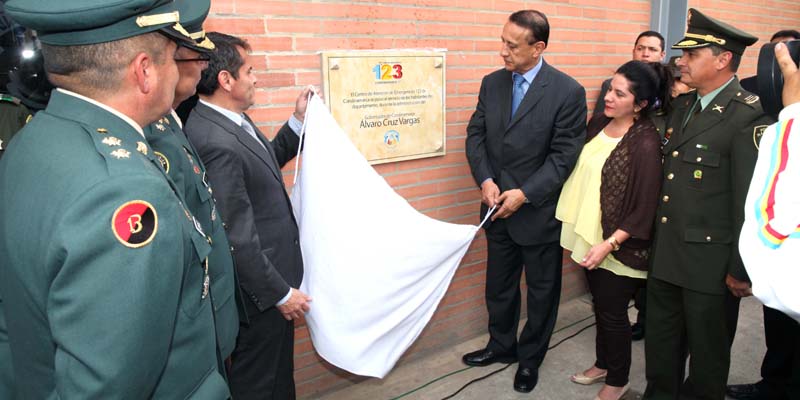 SISTEMA INTEGRADO DE EMERGENCIAS 1,2,3, AL SERVICIO DE LA COMUNIDAD