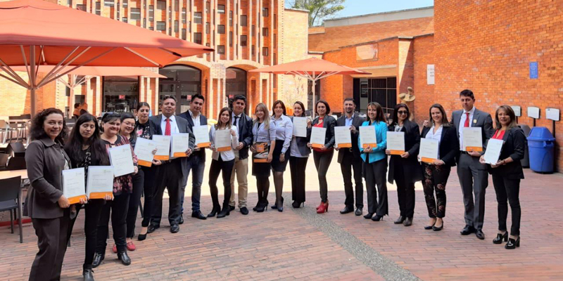 Funcionarios se gradúan de diplomado en alianza con la Universidad Nacional de Colombia