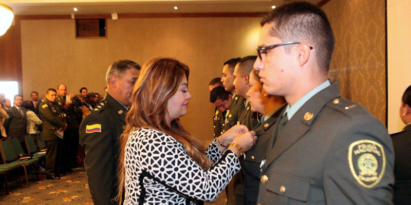 Reconocimiento a compromiso de la Policía Nacional con los cundinamarqueses