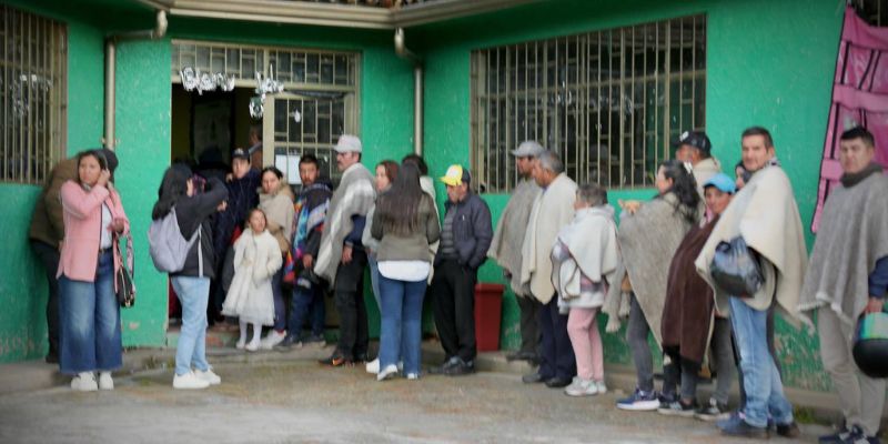 Más de 350 familias de Sibaté recibirán energía limpia y segura gracias a un convenio conjunto

