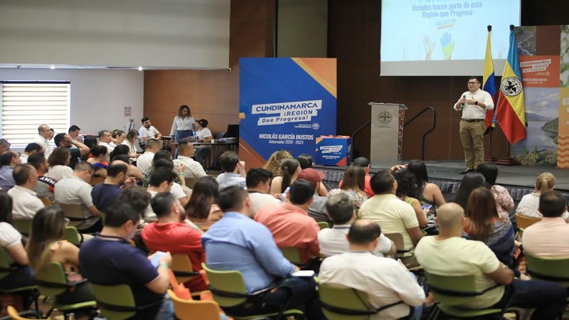 Gobernación asigna $1.500 millones para estudios superiores a los personeros Cundinamarca
