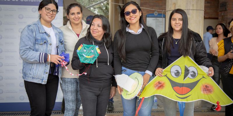 Gobernación de Cundinamarca realiza Festival de Cometas "Un viento de buen Gobierno"
