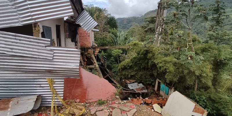 Nuevas ayudas humanitarias para familias afectadas por temporada invernal en Quipile