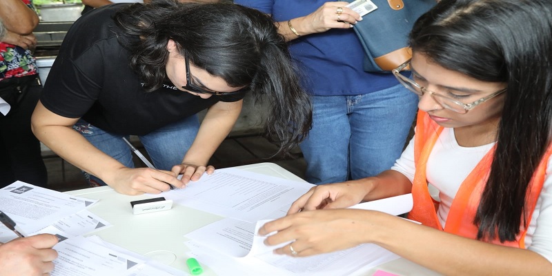 Gobernación fortalece a emprendedores de Guaduas y La Vega