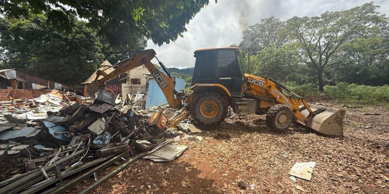 Gobernación despliega personal técnico y maquinaria amarilla en Paratebueno y Medina para atender emergencias tras sismo del fin de semana
