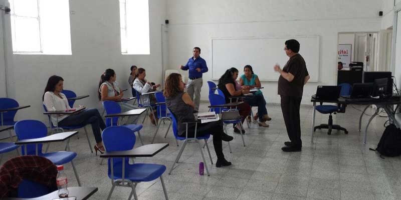 Los funcionarios encargados de nuevas tecnologías de la información en todos los municipios serán capacitados en temas GEL