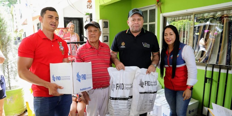 Se entregan ayudas humanitarias a 210 familias de Nocaima, Villeta y San Francisco afectadas por las lluvias
