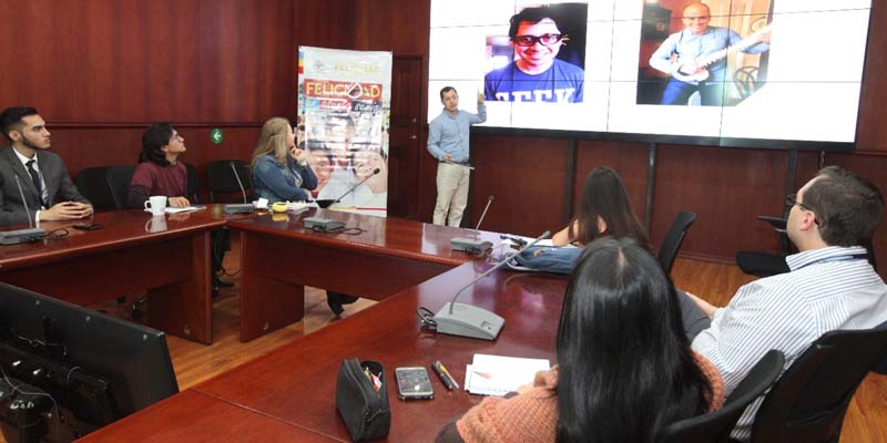 Nuevas estrategias para alcanzar el bienestar de los habitantes del departamento

















































