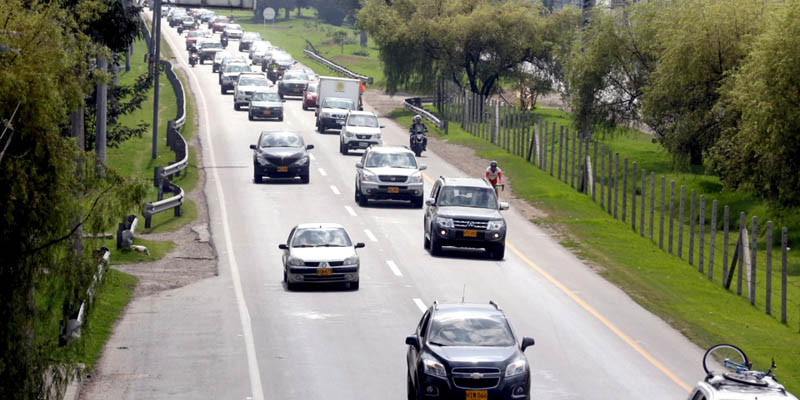 Disfrute el puente de Todos los Santos en carreteras cundinamarquesas con seguridad vial