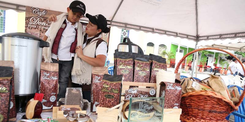 Viotá se suma a las iniciativas departamentales de felicidad y bienestar































































