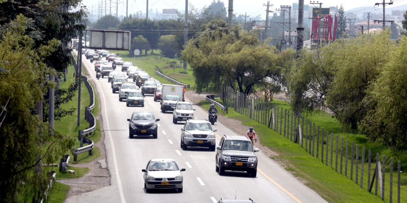 1’200.000 vehículos circularán por carreteras cundinamarquesas en el Puente de Reyes