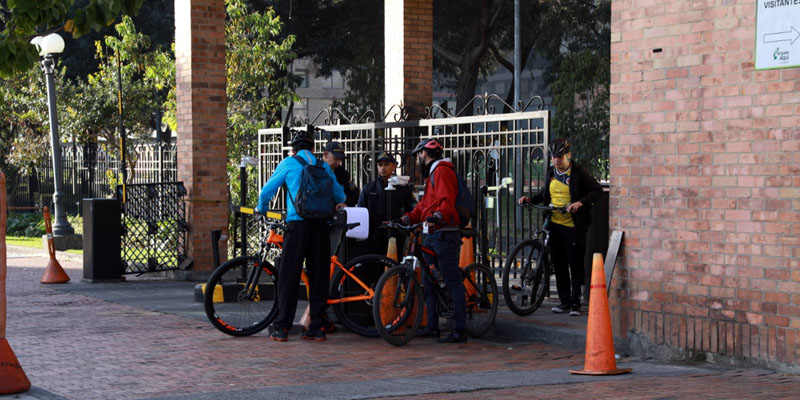 Bicicleta no solamente para el Día sin carro