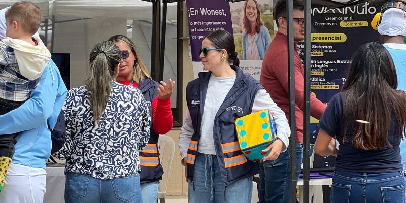 Cultura Regio fortalece alianzas con el sector empresarial para promover la apropiación del RegioTram de Occidente



 
