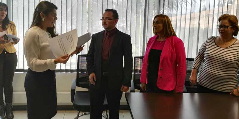 Nuevo director de Gobierno en Línea de la Secretaría de las TIC 

 




