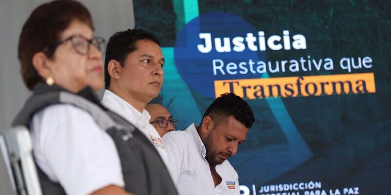 Cundinamarca, pionero en ejecución de obras con excombatientes, víctimas y comunidad