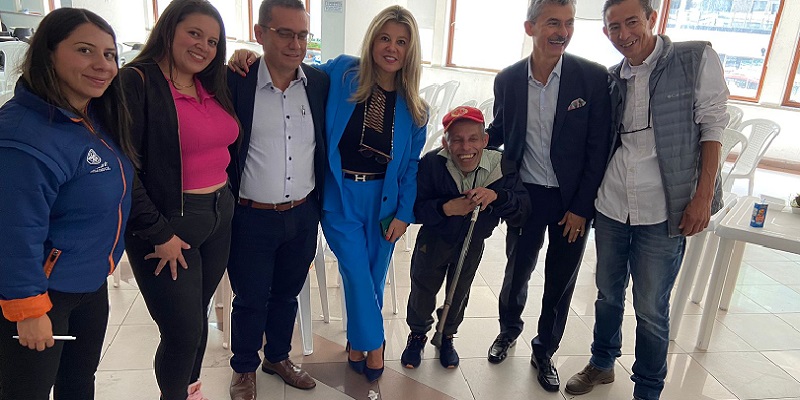 Lotería de Cundinamarca adelantó multitudinaria reunión con loteros de la capital


