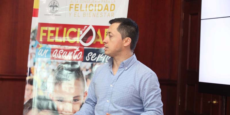Nuevas estrategias para alcanzar el bienestar de los habitantes del departamento

















































