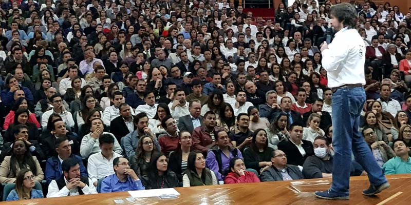 Un espacio para hablar de la felicidad con estudiantes de la Uniminuto en Girardot 























































