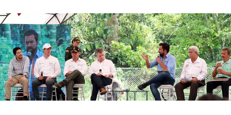 Gobierno Nacional entregó 78 hectáreas de tierras restituidas en La Palma










