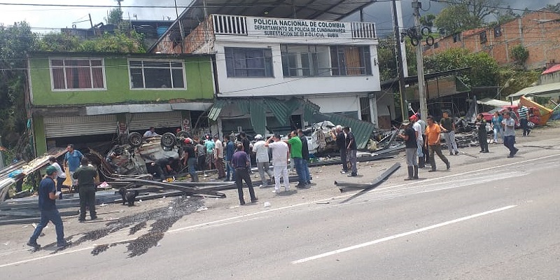 Gobernación hace balance del siniestro ocurrido en la vía Bogotá–Girardot


