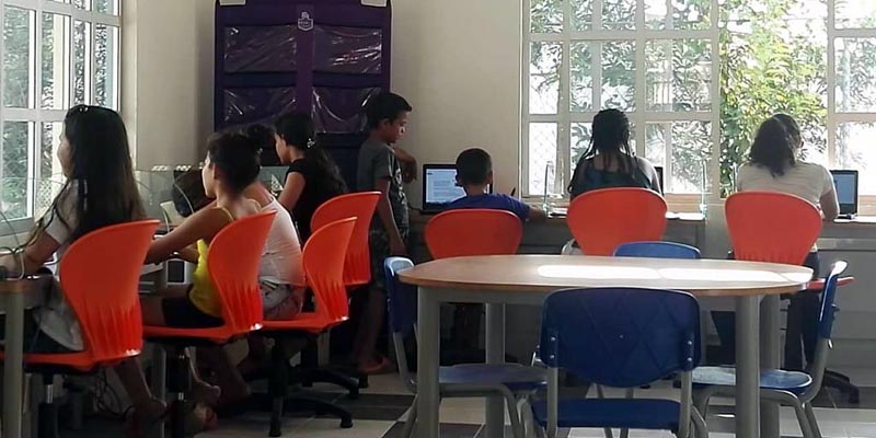 Nuevas bibliotecas públicas de Zipaquirá y Beltrán, espacios culturales de paz

































