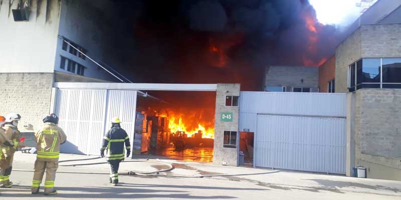 Evaluación de daños e inspección técnica tras incendio estructural en el parque industrial Celta de Funza
































