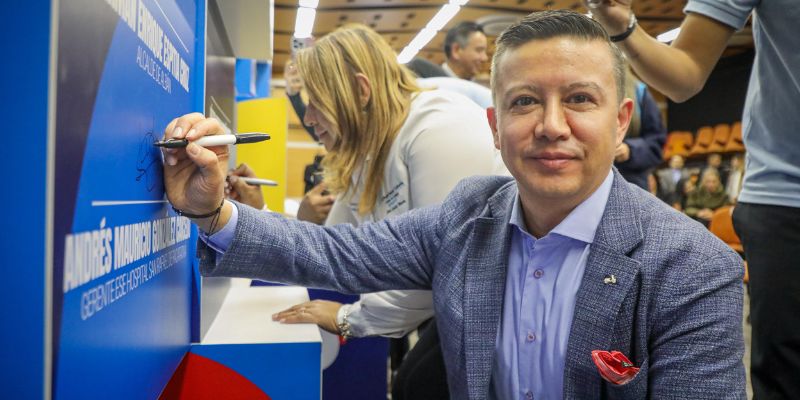 Gobernador Jorge Rey firma convenios por más de $6.132 millones para fortalecer hospitales y centros de salud en Cundinamarca