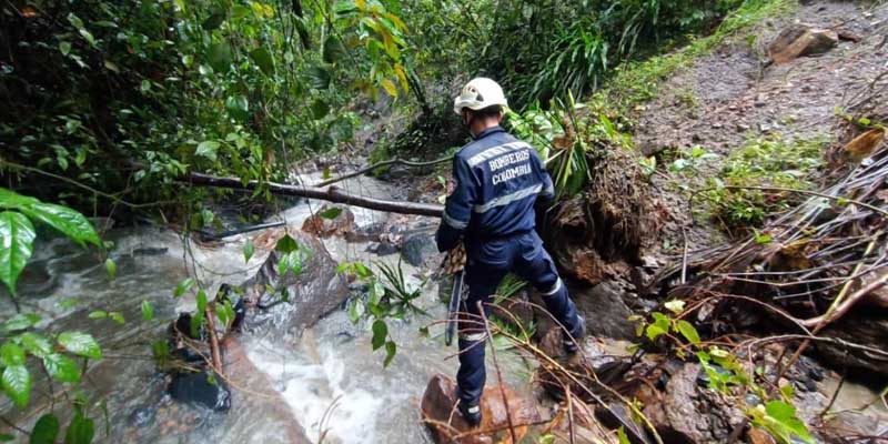 Administración departamental atiende emergencia en los 40 municipios afectados por ola invernal

