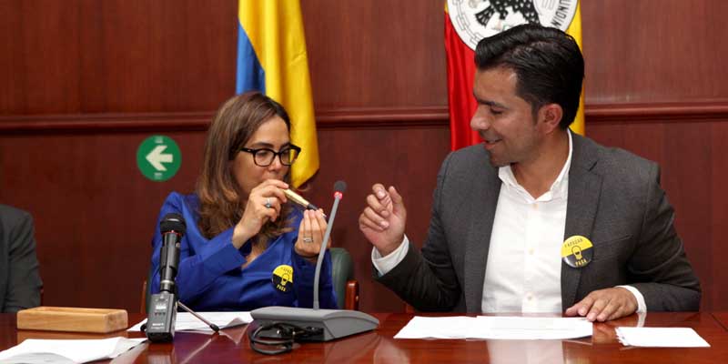 Millonaria inversión en educación para Cundinamarca, acuerdan Gobernador y Ministra
