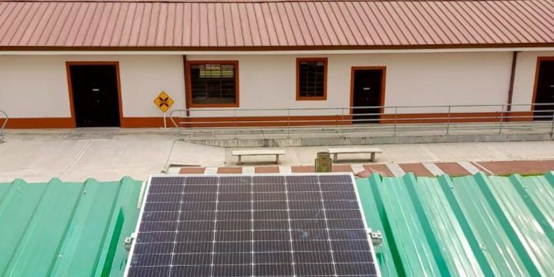 Gobernación de Cundinamarca inaugura en Facatativá primera aula en madera plástica